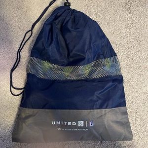 United Airlines PGA Tour Amenity Kit